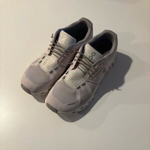 On Cloud Running Shoes Lavender